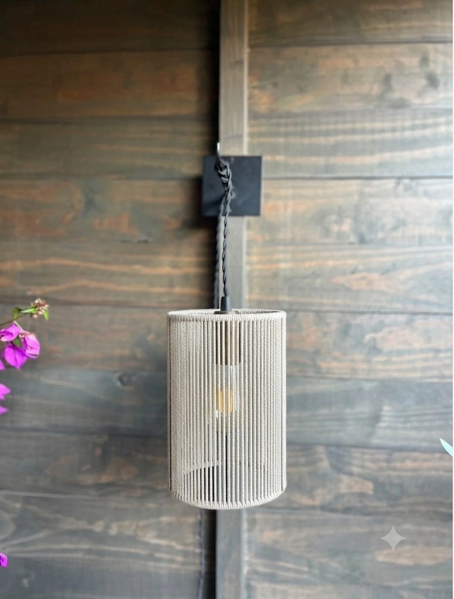 Lámpara Aplique Fez Blanca (Copia) - Madera Negra / Cordón Negro