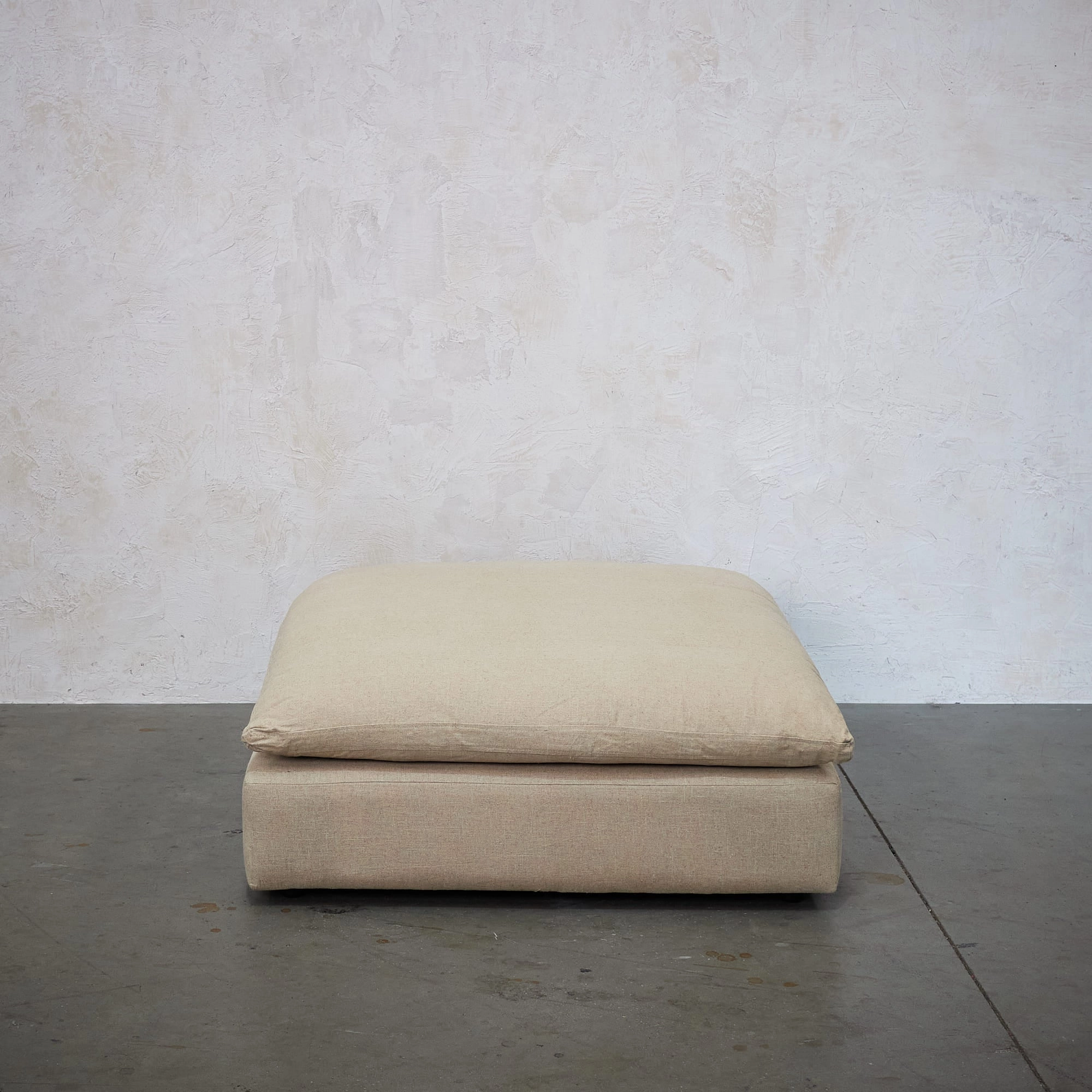 Pouf Begonia beige