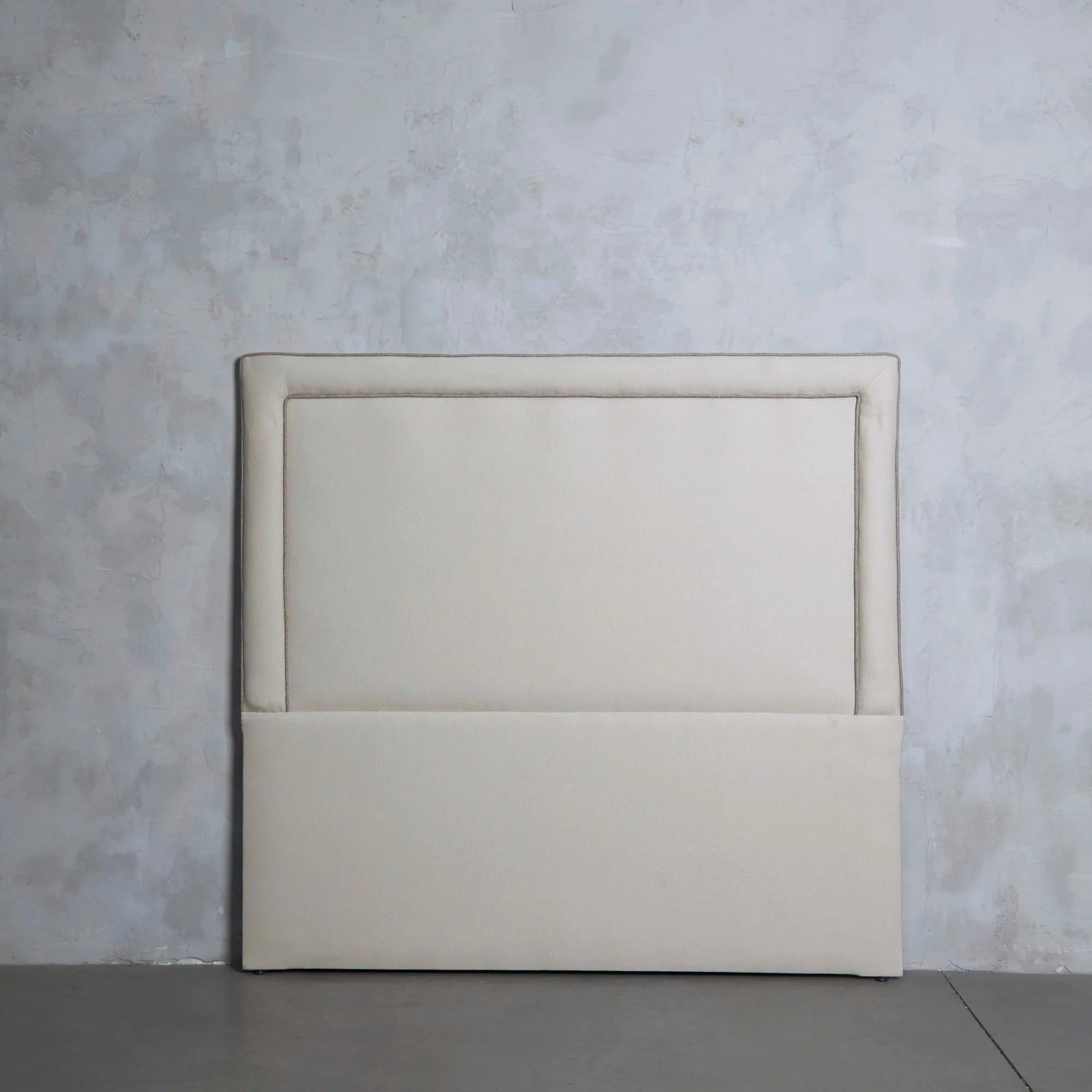 Respaldo cama 1.40 x 1.50 crema