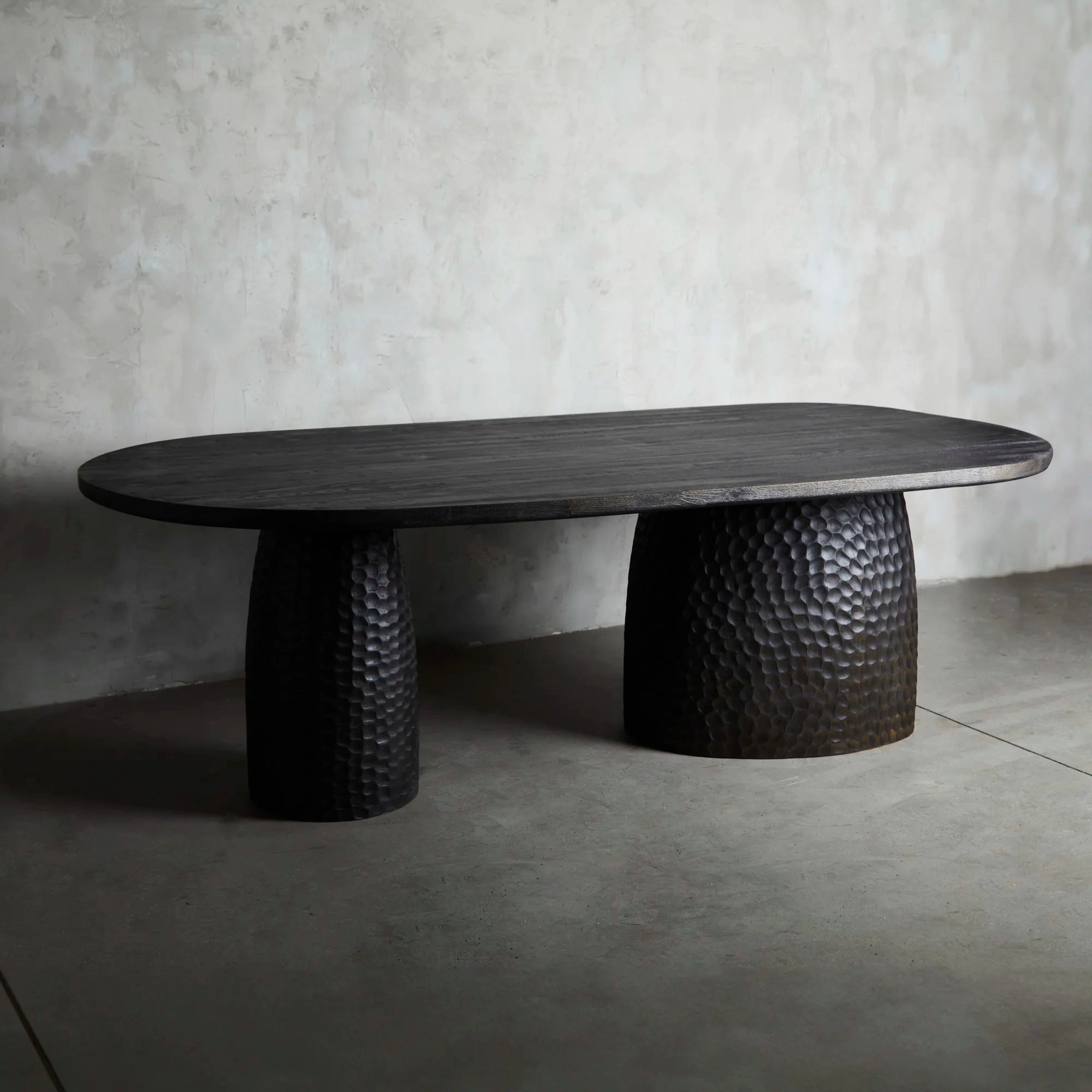 Mesa Comedor Señora Del Agua 2.42 Veta Nocturna