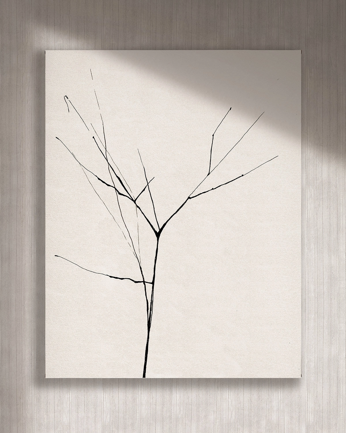 Cuadro Trazo 3 vertical - 90x110 cm / Lona tensada con bastidor + marco color mañío