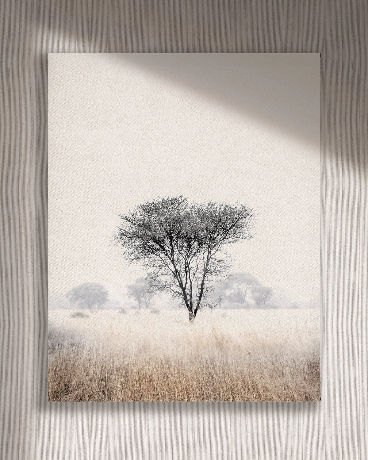 Cuadro Espino vertical - 70x90 cm / Lona tensada con bastidor + marco de madera negro