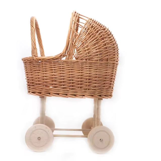 Coche para muñecas rattán