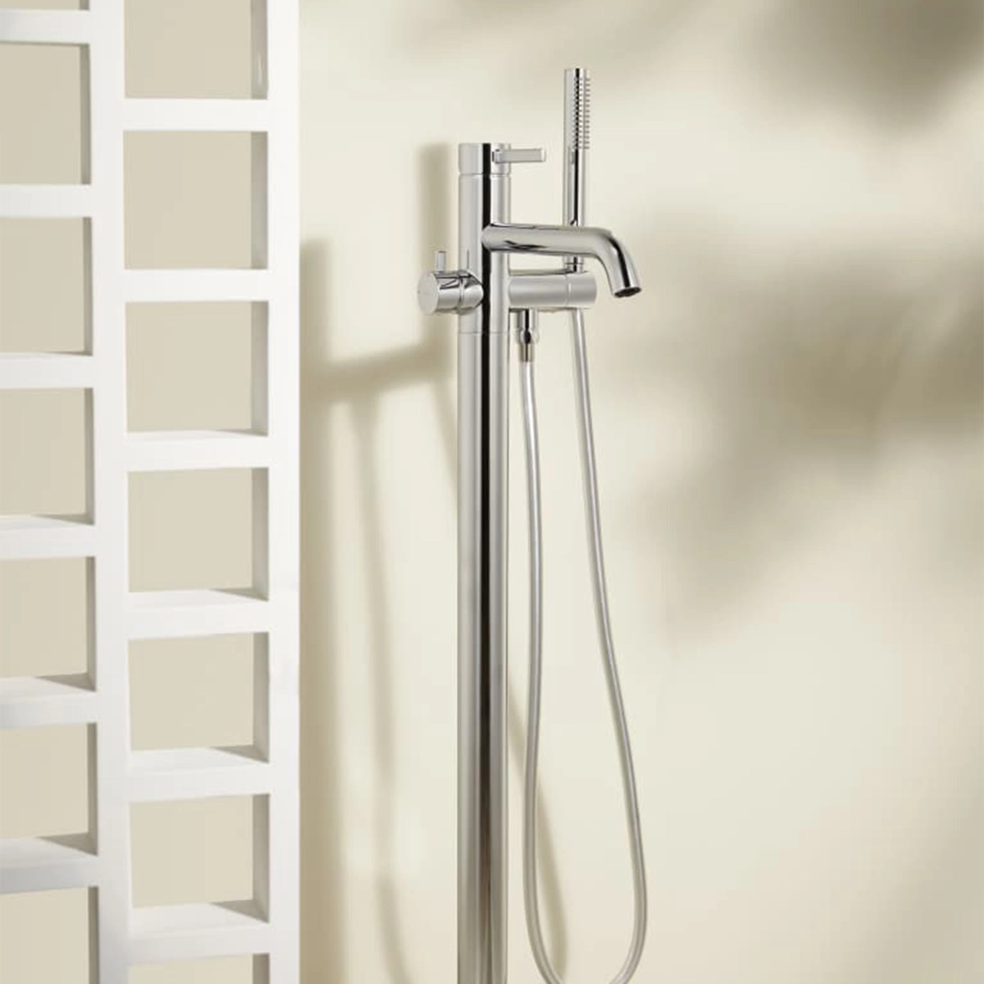 Grifería Tina Pie Ona Con Set y Soporte Ducha A5A279EC00 Cromo