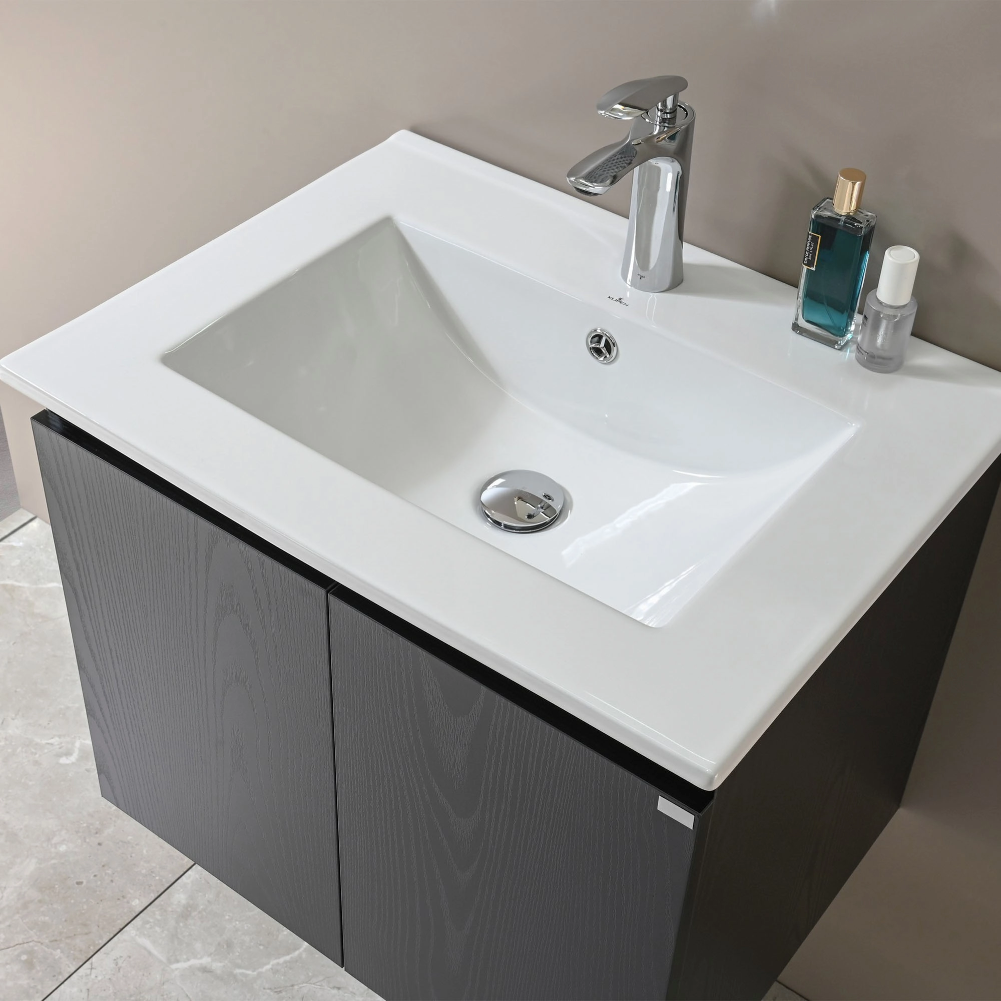 Mueble de Baño Queen con Lavamanos 600 mm 2 Puertas Black Wood